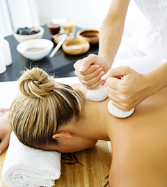 Thai Body Massage with Deep Heat Herbal Compress